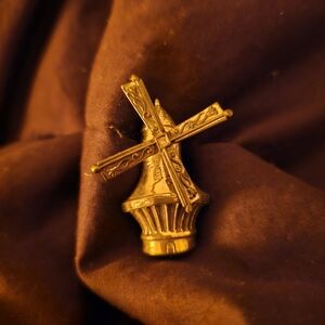 Sterling SilverWindmill Brooch